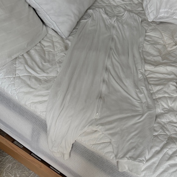 KYTE BABY Sleep Bag Walker in Cloud 1.0 size XL in cloud color (white) - Picture 7 of 9